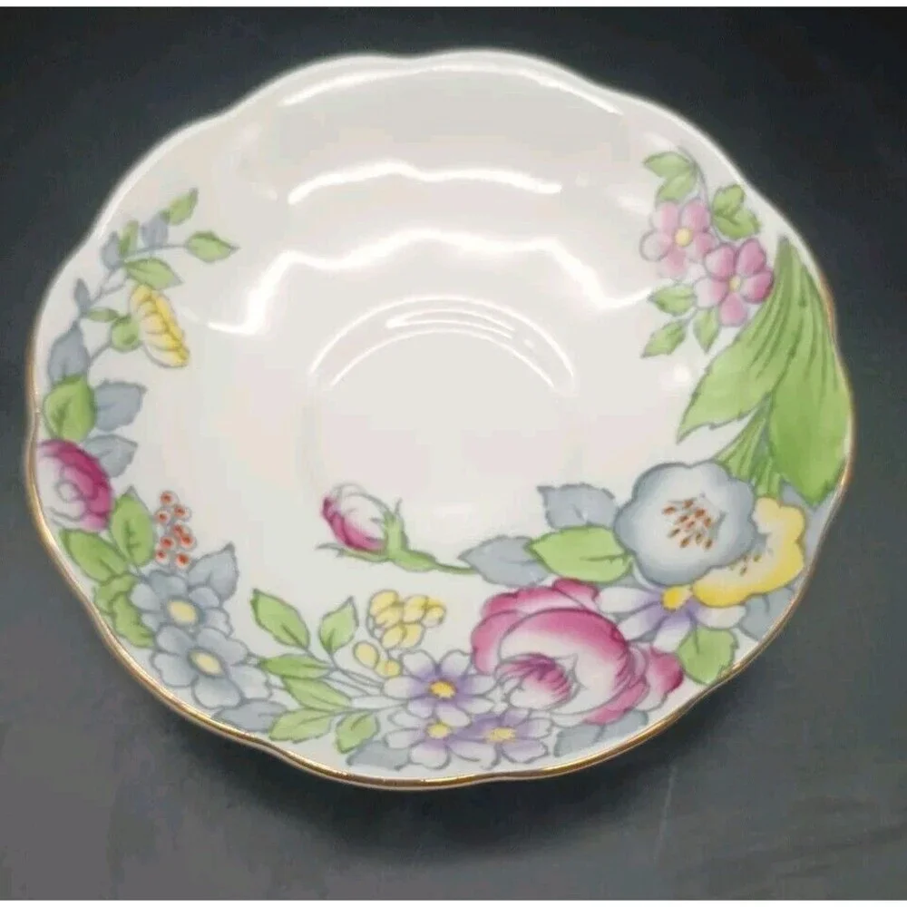 Vintage Royal Albert Bouquet Tea Cup And Saucer 2541 Bone China Floral England